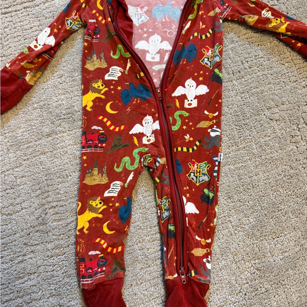Red Harry Potter Zippy Little Sleepies - Picture 1 of 2